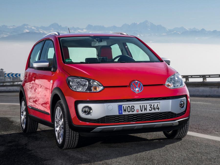 Volkswagen Cross up! 2013 года  (фото 19 из 44)